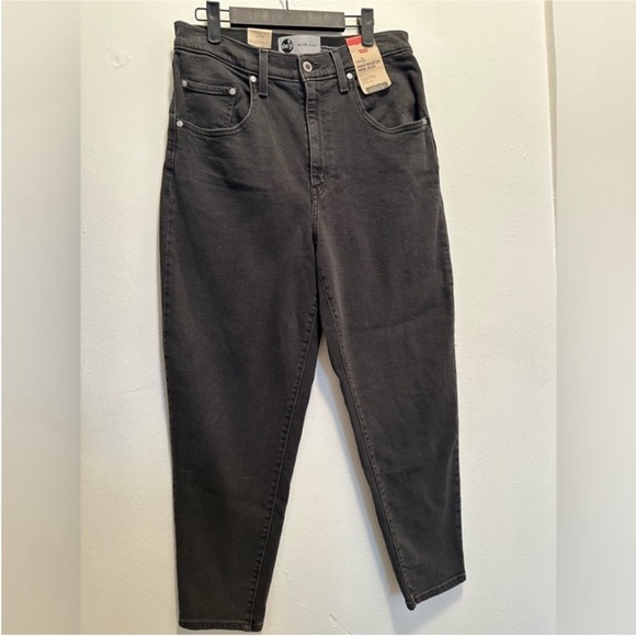 Levi’s SilverTab High-Waisted Mom Jean, Vintage Style, 30X27 - Picture 2 of 7